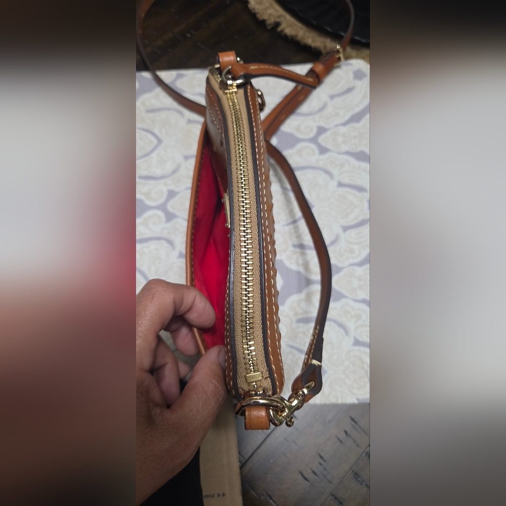 DOONEY & BOURKE  Camel Ostrich-Embossed Crossbody 100% Leather Purse NWOT - Picture 15 of 15